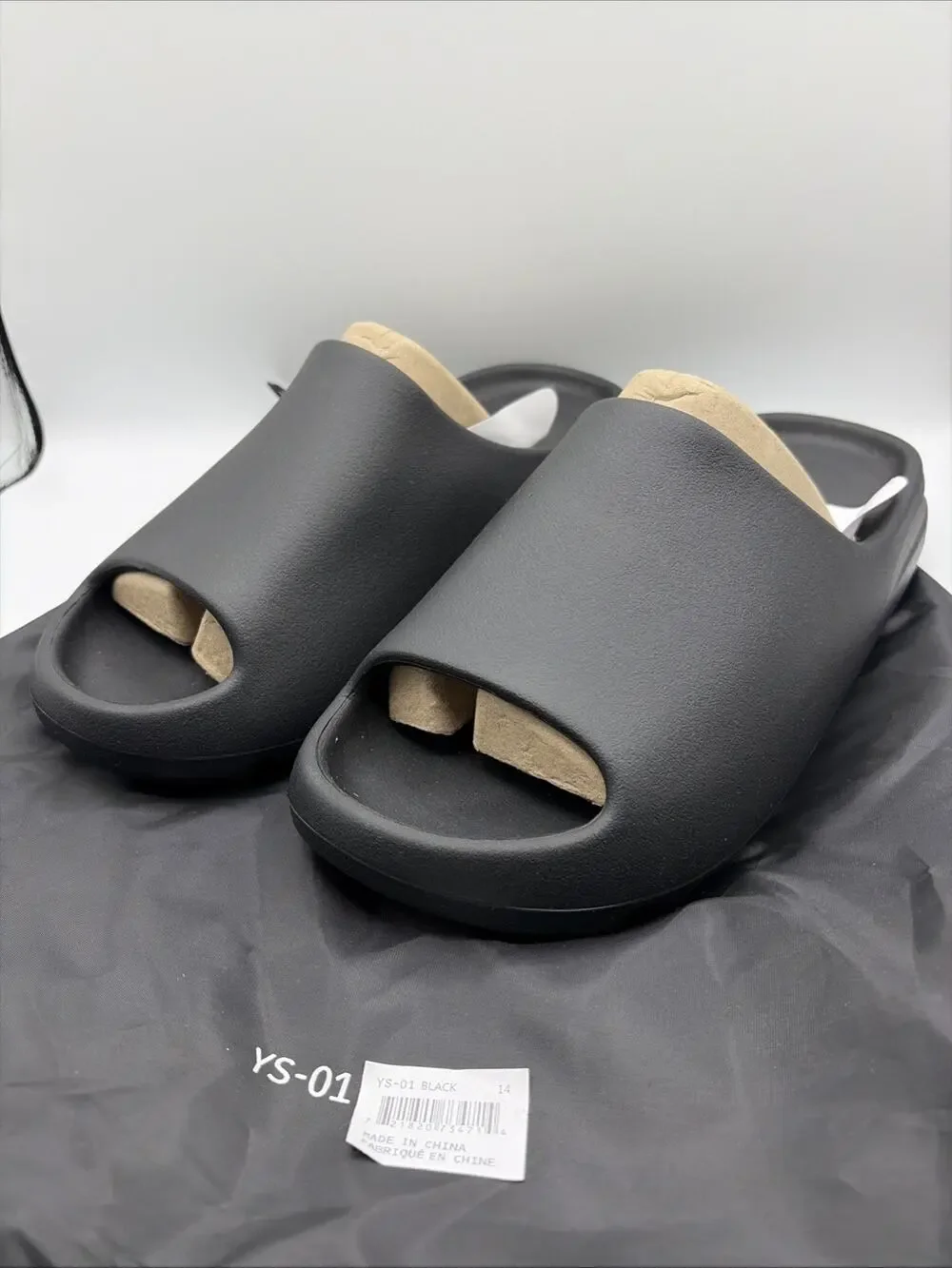 Yeezy YS-01 Slides Size Men’s US 14 Black Color NESw With Bag